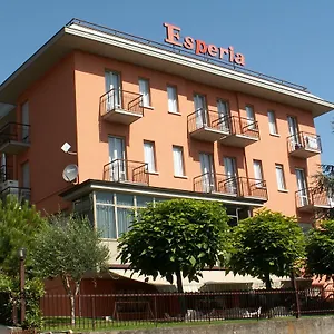 3* Hotel Esperia